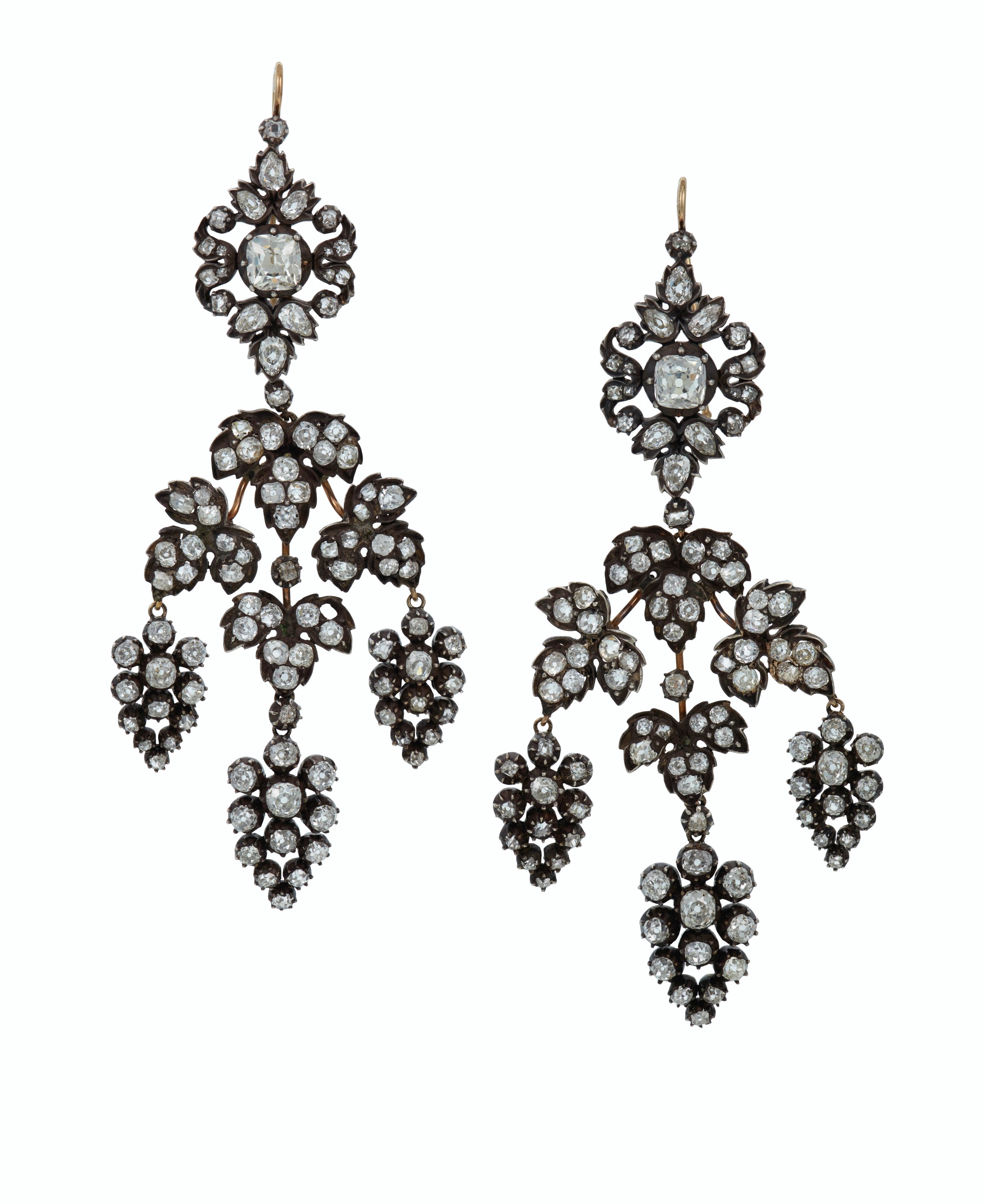 DIAMOND EARRINGS