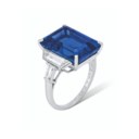 SAPPHIRE AND DIAMOND RING