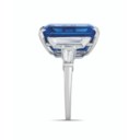 SAPPHIRE AND DIAMOND RING