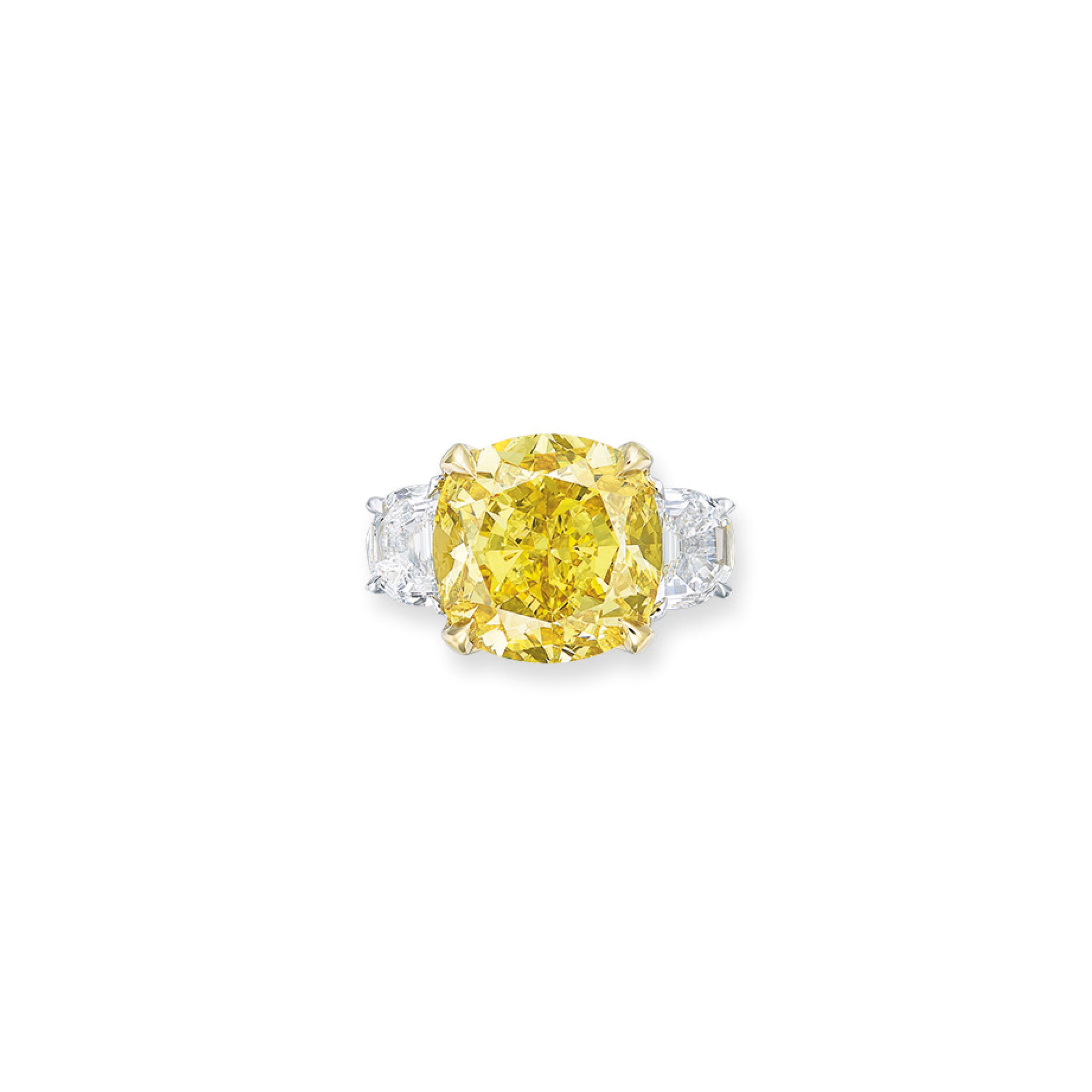 IMPORTANT COLOURED DIAMOND AND DIAMOND RING