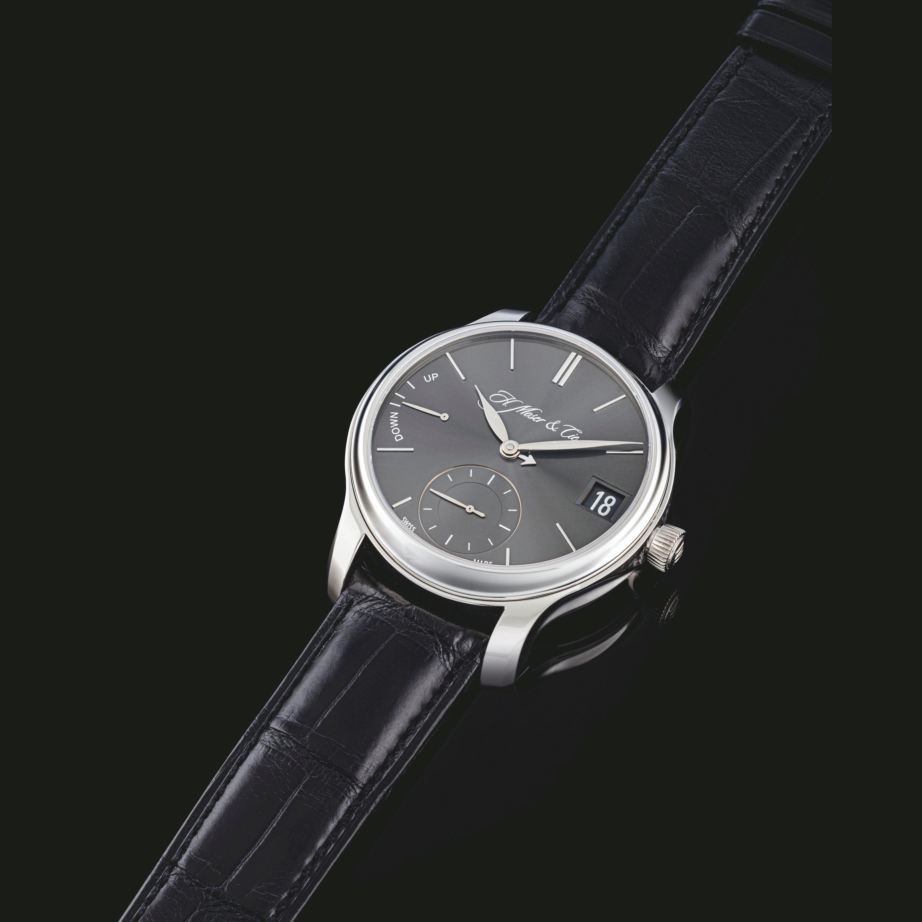 亨利慕时，铂金万年历腕表，配动力储存、闰年显示及停秒功能，PERPETUAL 1 FLASH CALENDAR，型号341.501，约2011年制，附原厂证书、盒子及外包装