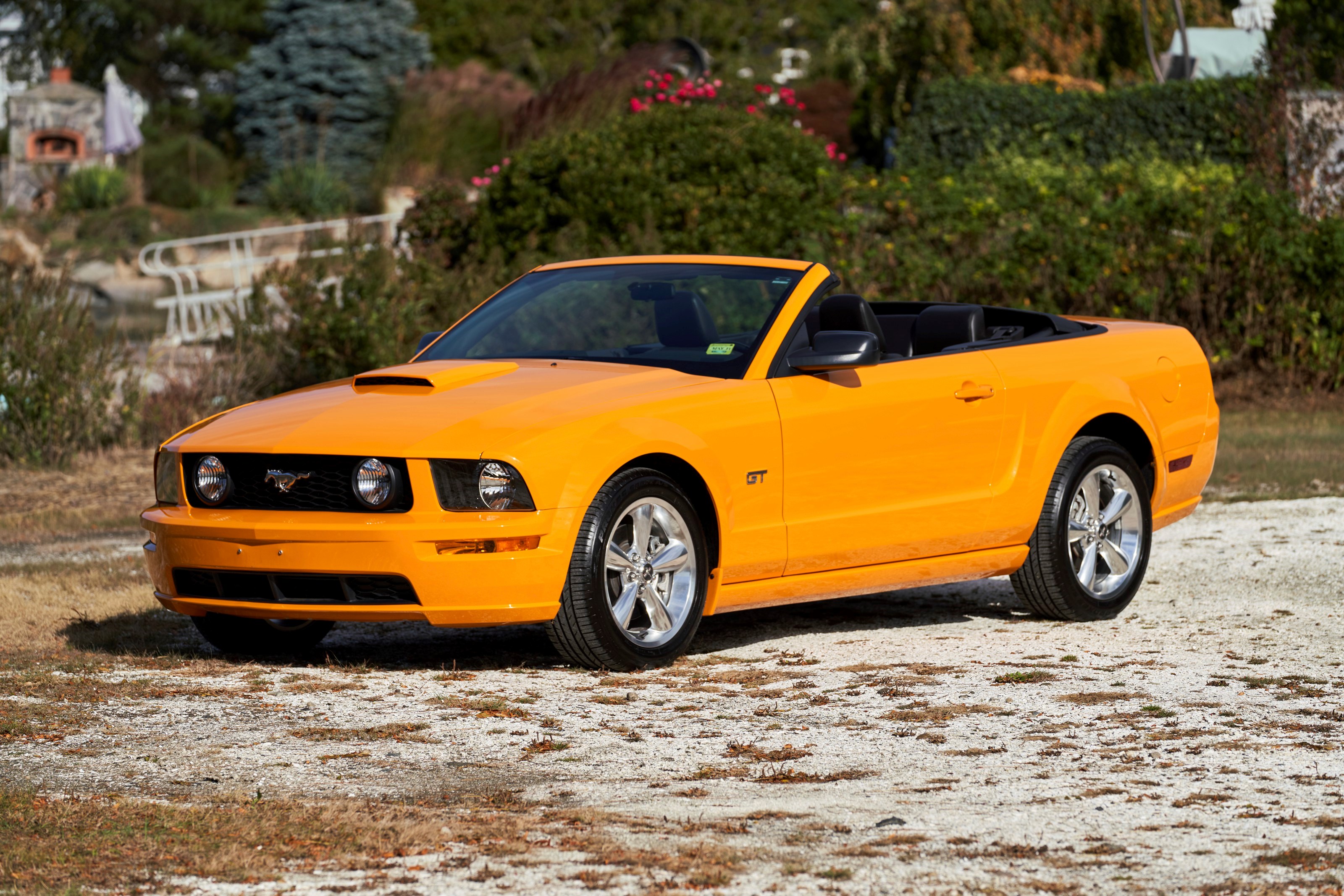 A 2007 FORD MUSTANG GT CONVERTIBLE