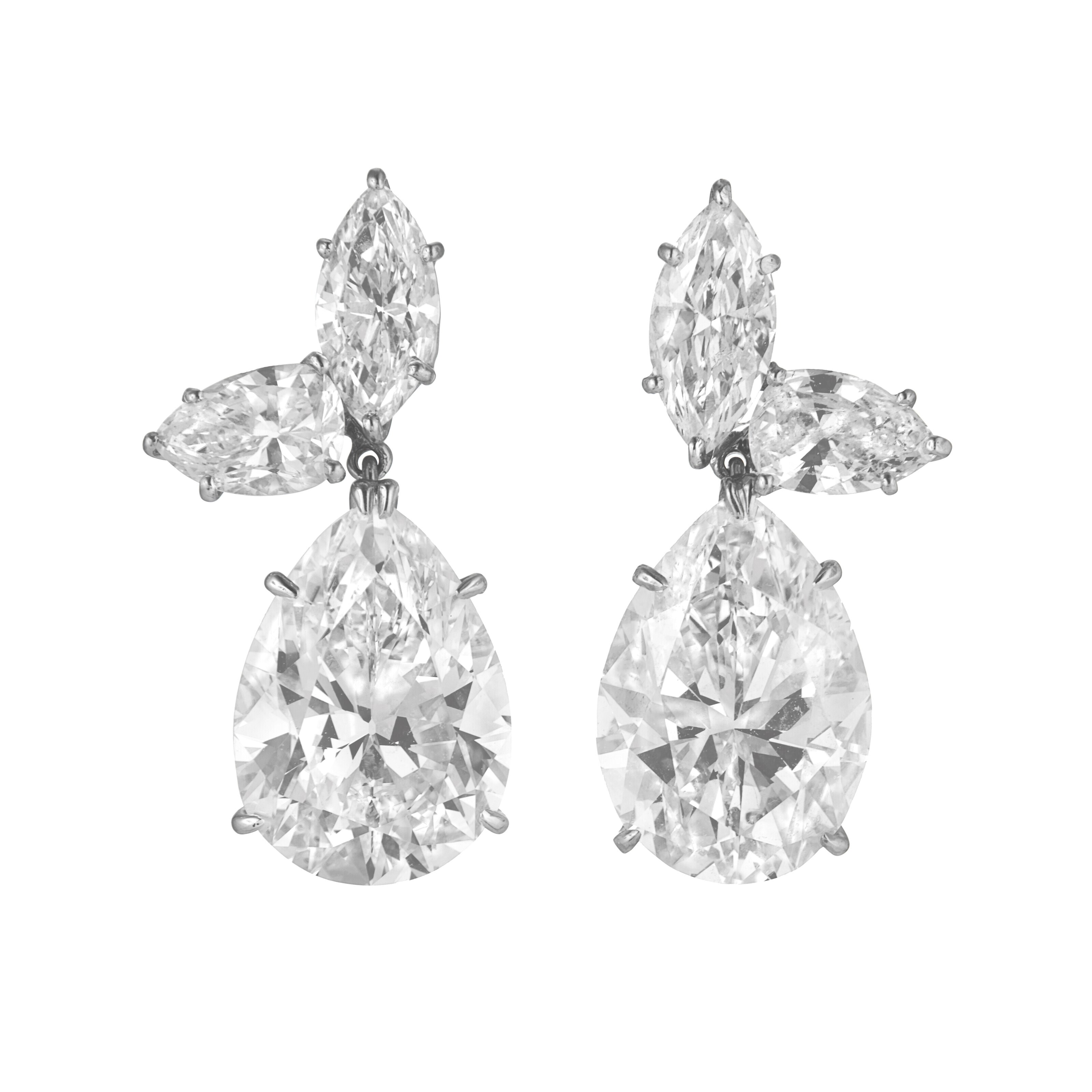 PAIR OF DIAMOND DROPS