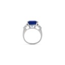 SAPPHIRE AND DIAMOND RING