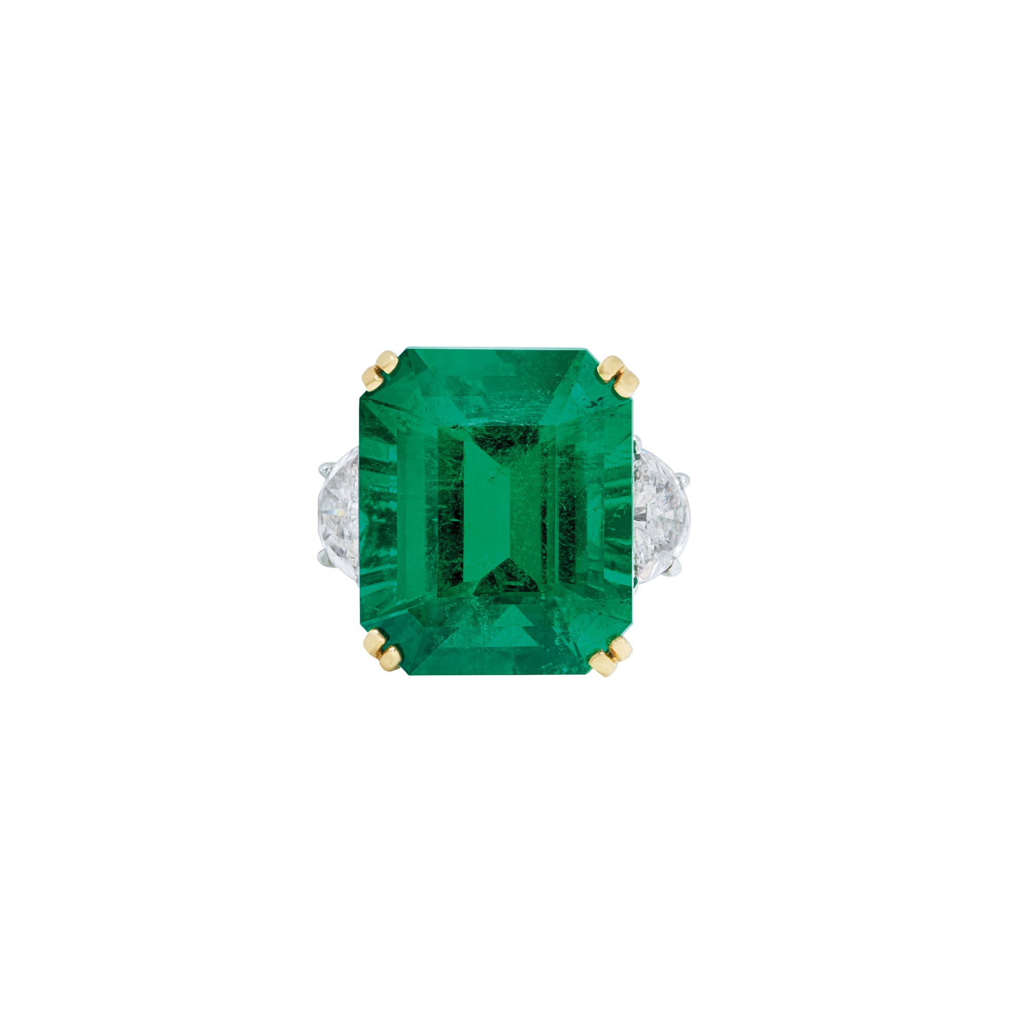 EMERALD AND DIAMOND RING