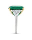 EMERALD AND DIAMOND RING
