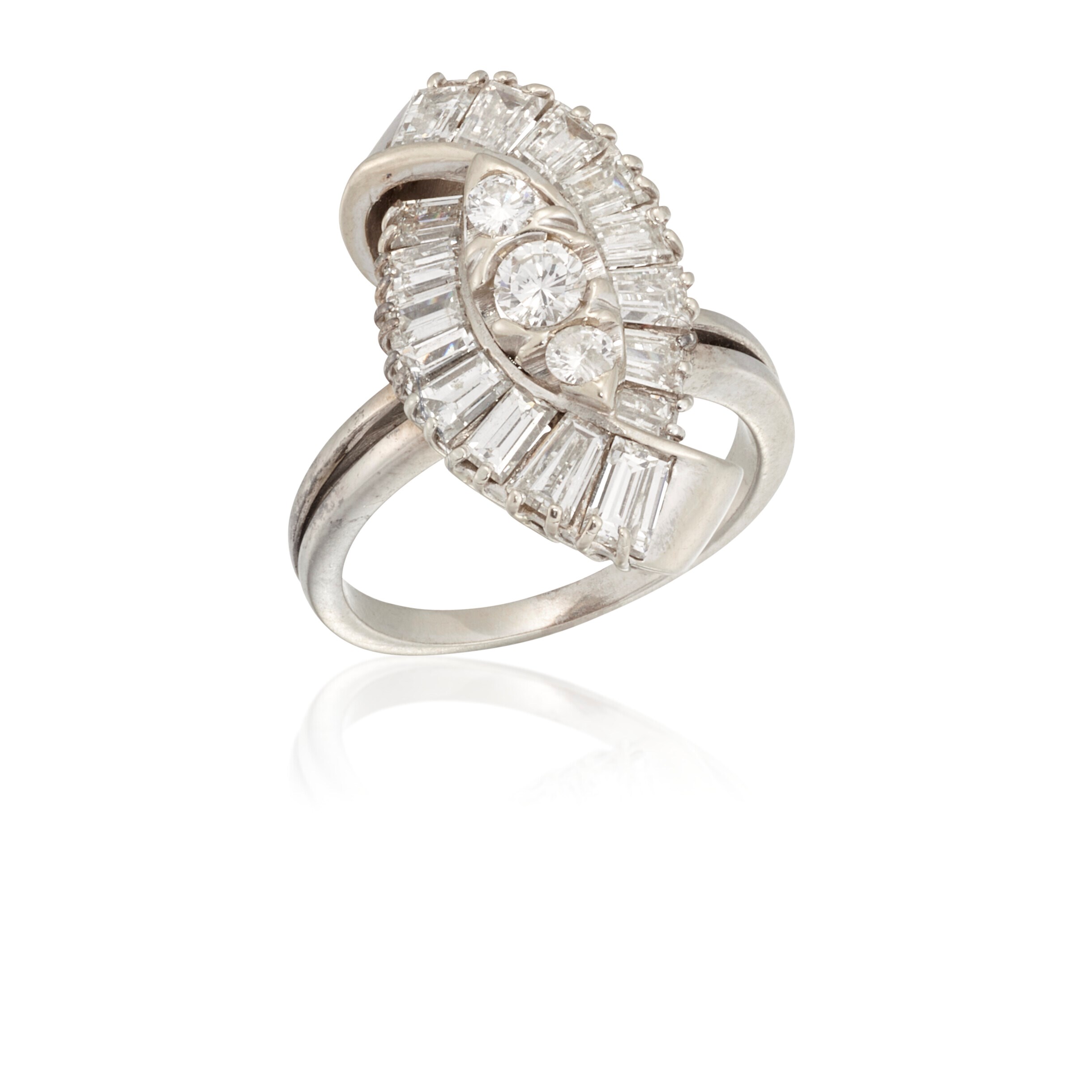 DIAMOND RING