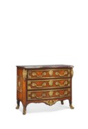 COMMODE D'ÉPOQUE RÉGENCE