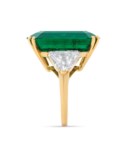 EMERALD AND DIAMOND RING