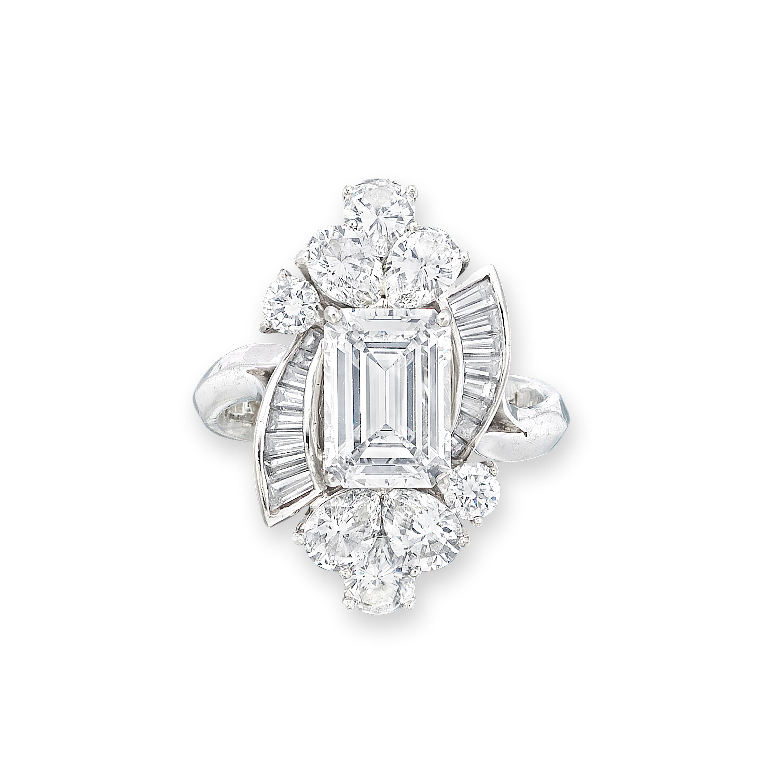 DIAMOND RING