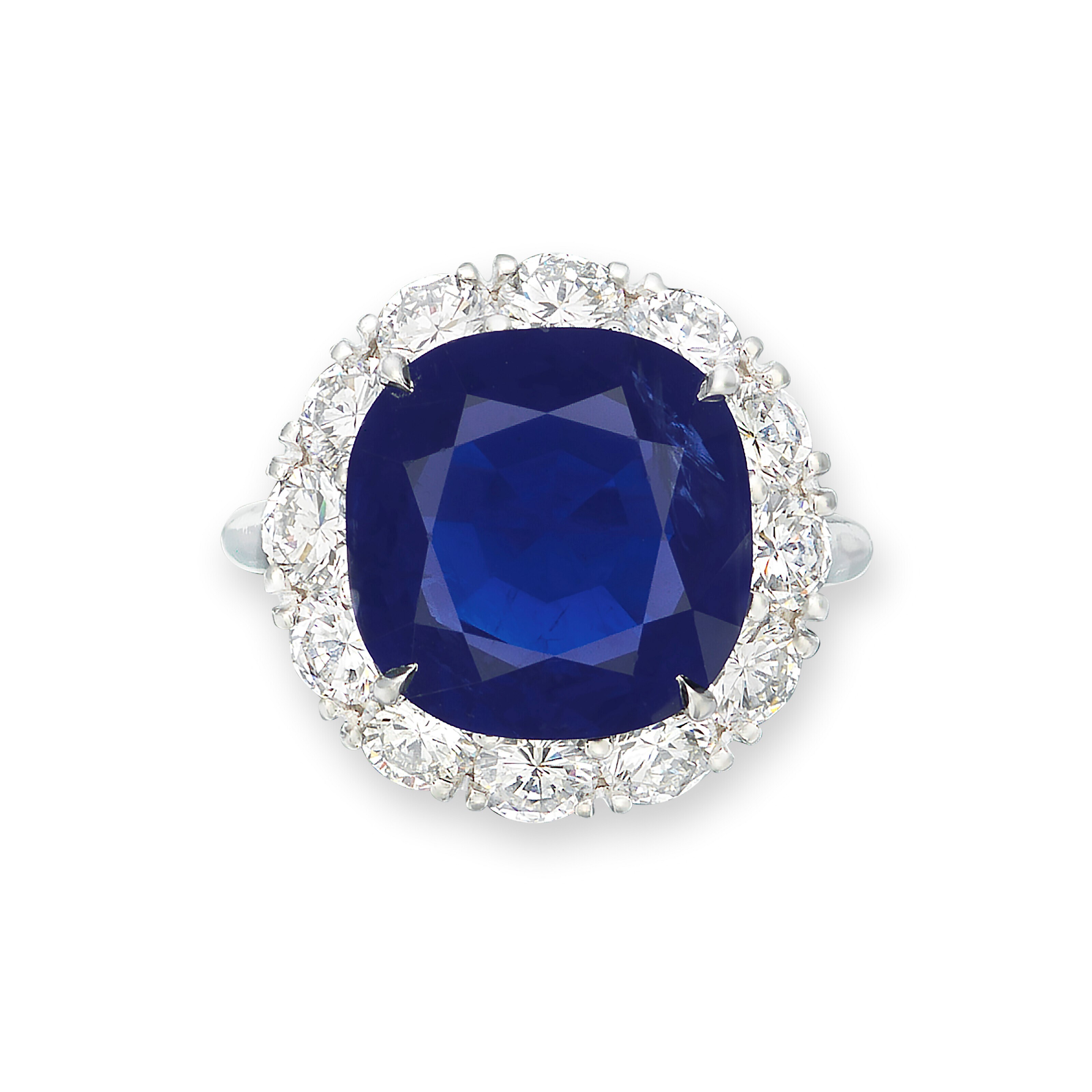 SAPPHIRE AND DIAMOND RING