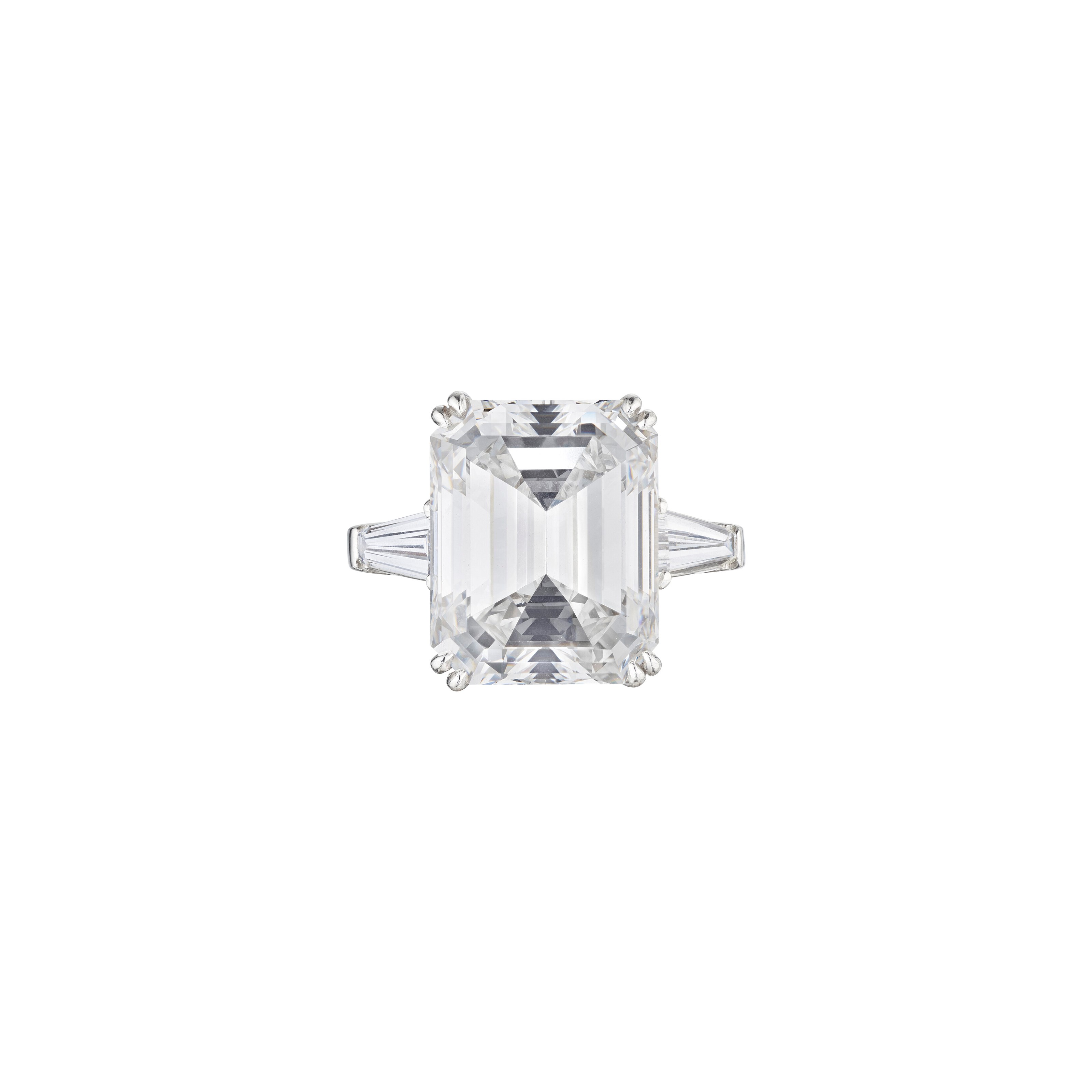 DIAMOND RING