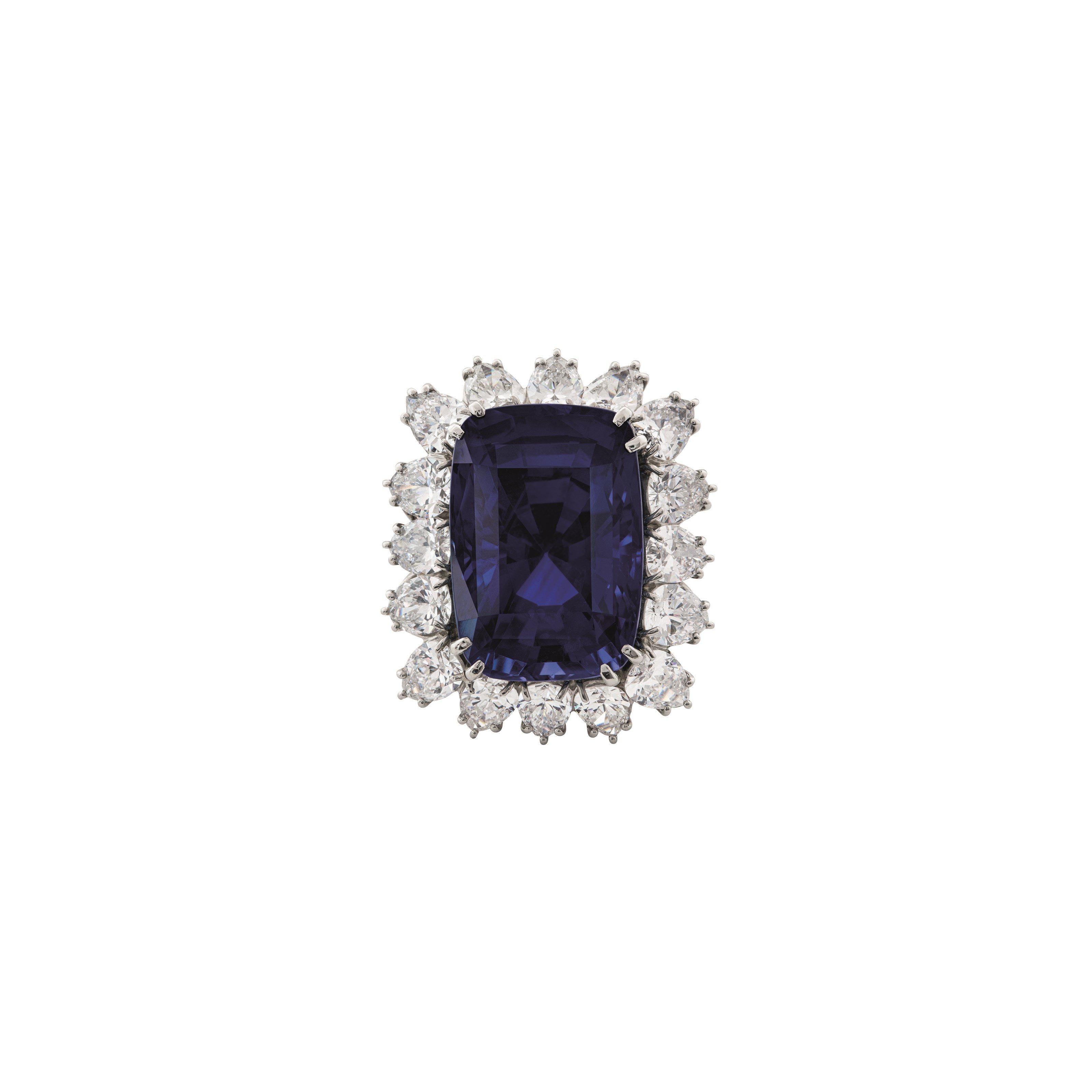 SAPPHIRE AND DIAMOND RING