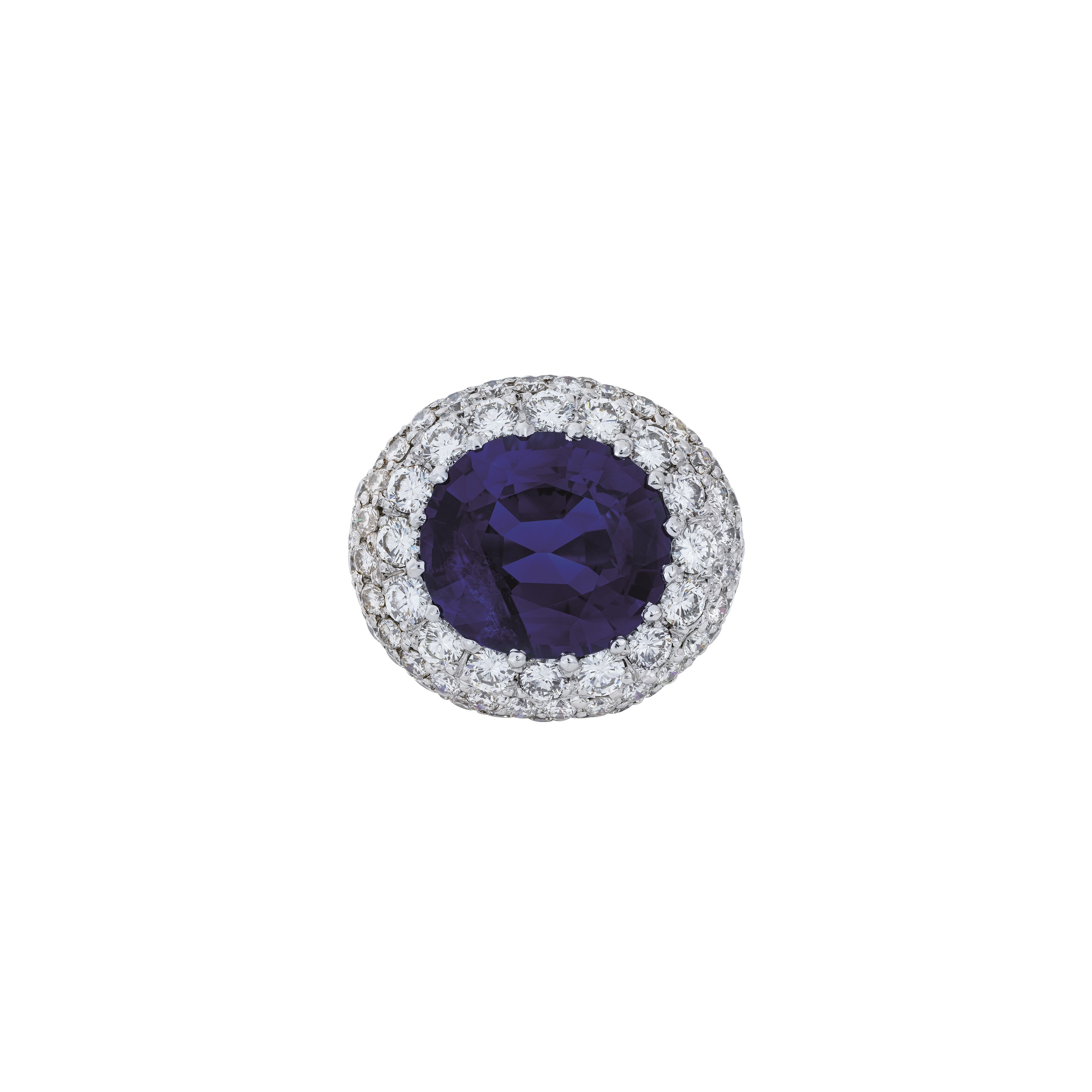 SAPPHIRE AND DIAMOND RING