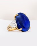 SAPPHIRE AND DIAMOND RING