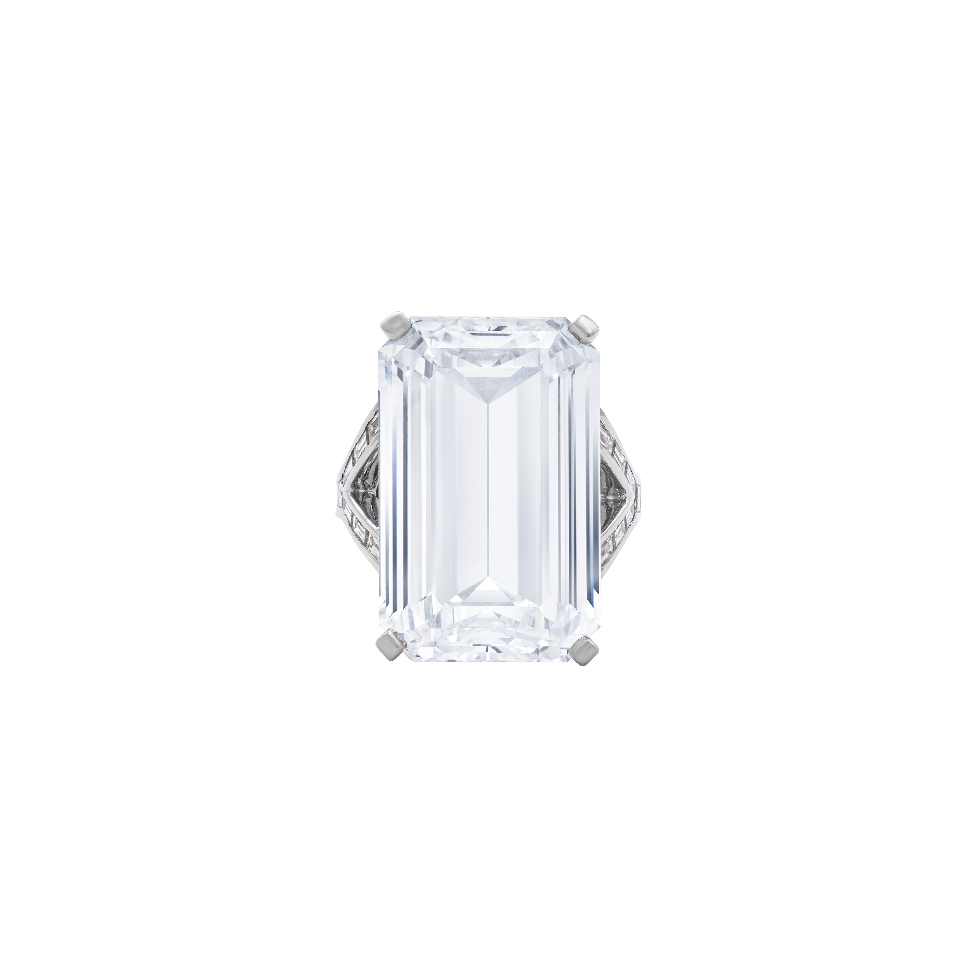 MAGNIFICENT DIAMOND RING