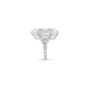 MAGNIFICENT DIAMOND RING