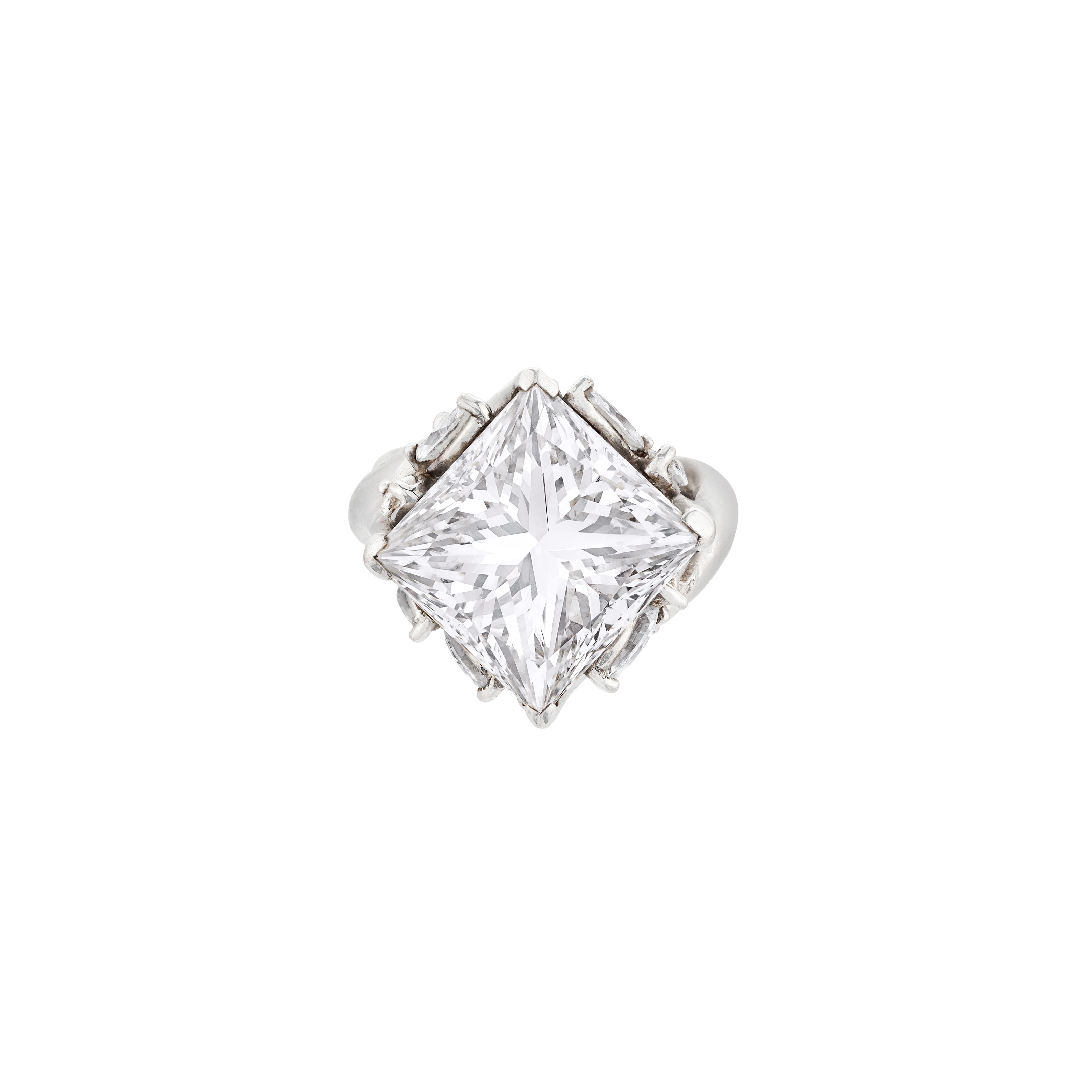 DIAMOND RING