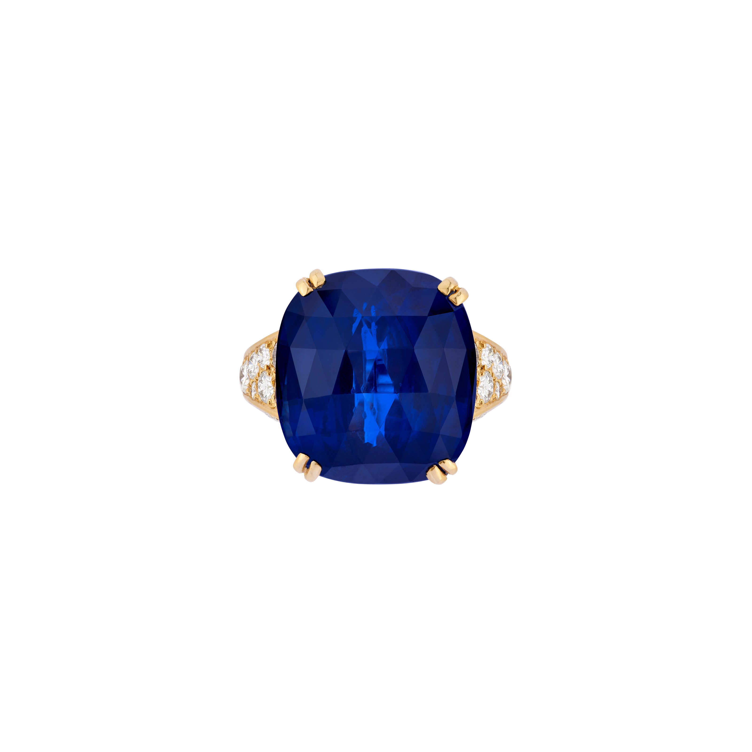 SAPPHIRE AND DIAMOND RING