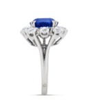 SAPPHIRE AND DIAMOND RING