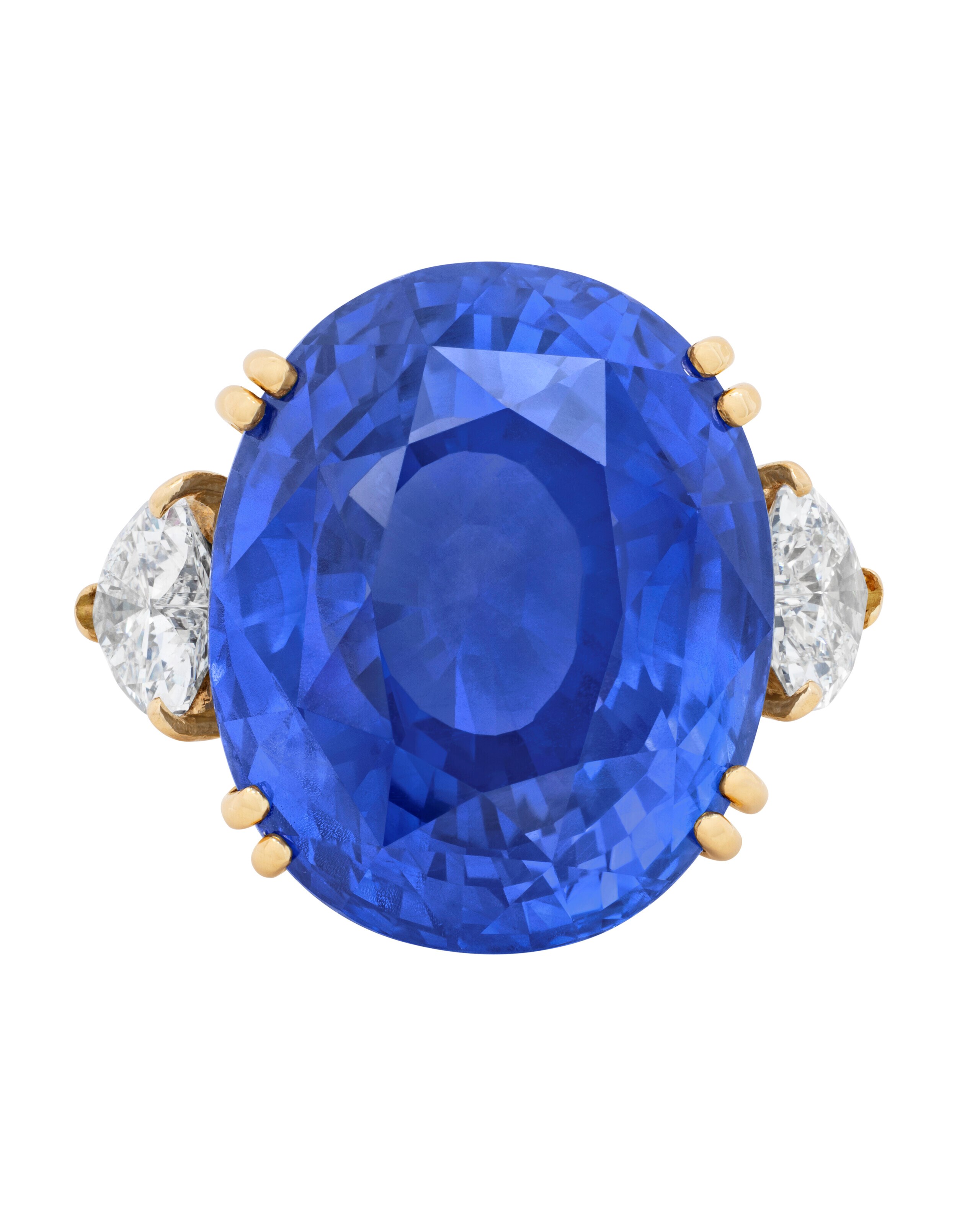 SAPPHIRE AND DIAMOND RING