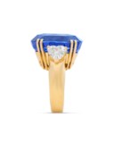 SAPPHIRE AND DIAMOND RING