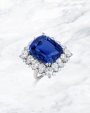 SAPPHIRE AND DIAMOND RING