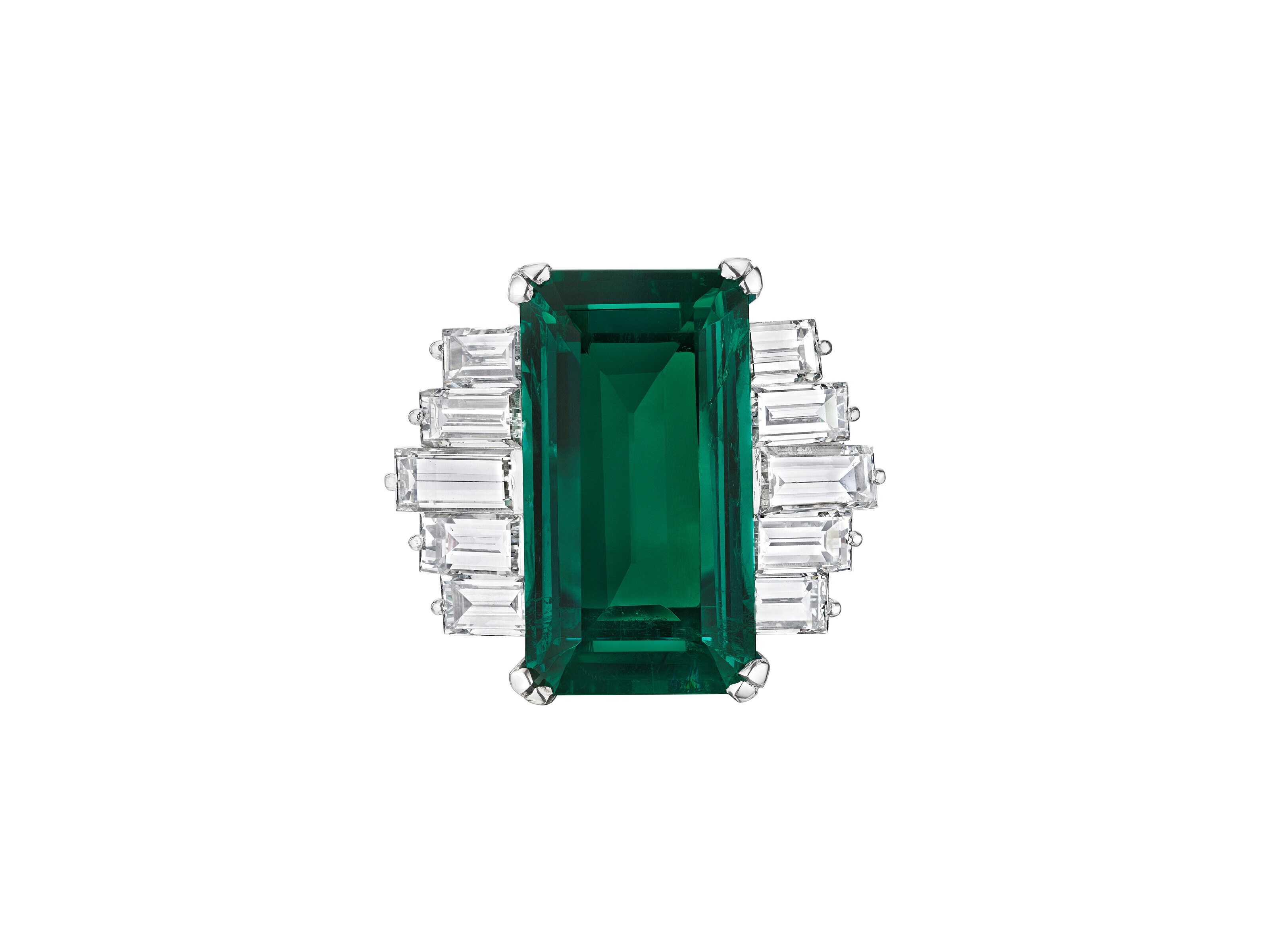 EMERALD AND DIAMOND RING