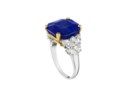 SAPPHIRE AND DIAMOND RING