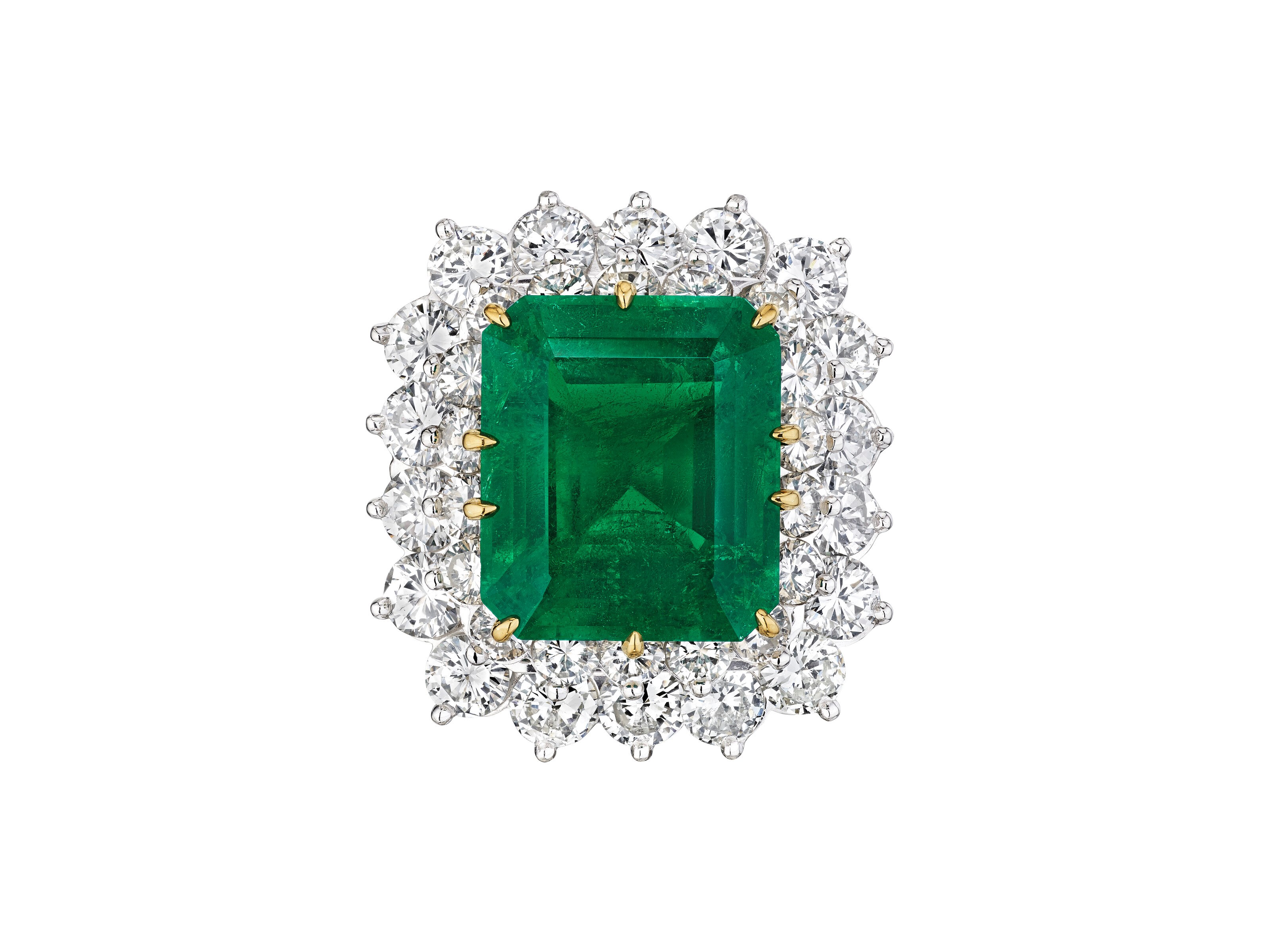 EMERALD AND DIAMOND RING