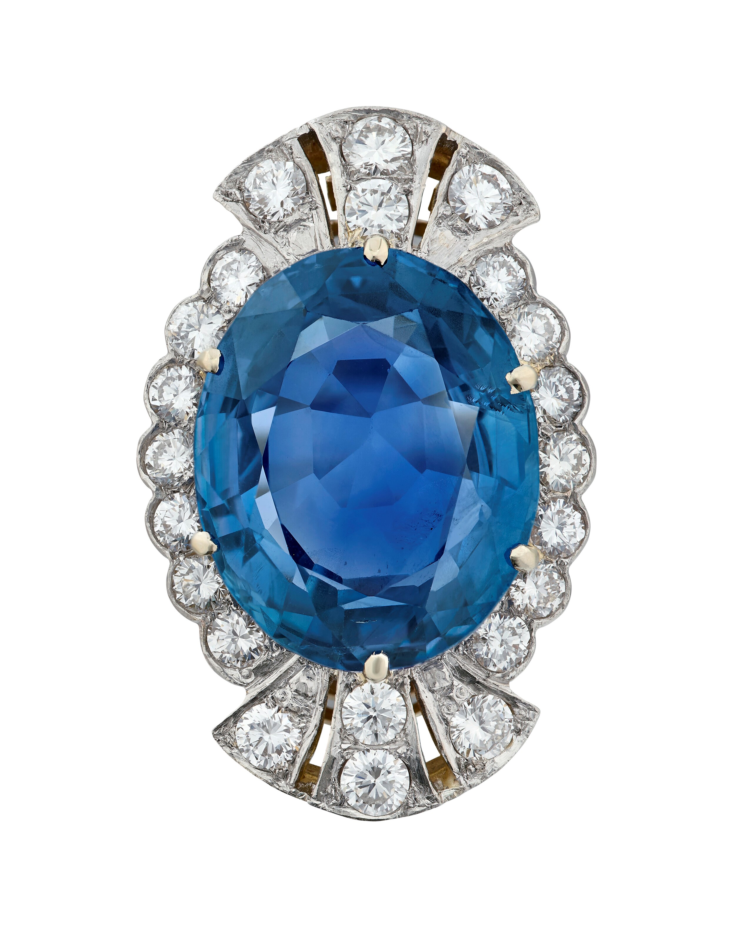 SAPPHIRE AND DIAMOND RING