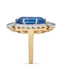 SAPPHIRE AND DIAMOND RING