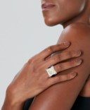 DIAMOND AND CHALCEDONY RING