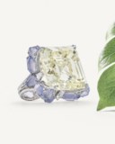 DIAMOND AND CHALCEDONY RING
